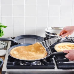 GreenPan Essentials Pannenkoekenpan Ø24 Cm -RHRQuality winkel 102 5917 4 1