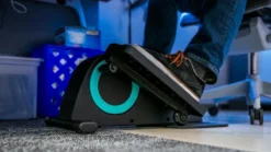 Cubii Jr - Aqua - Premium En Bekroonde Bureaufiets -RHRQuality winkel 1200x675 10