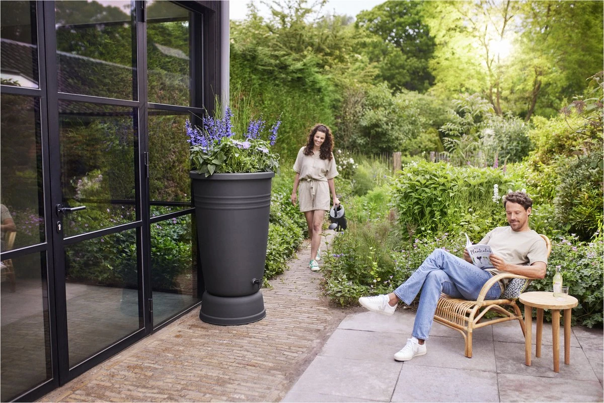 Elho Green Basics Regenton Plus 126 - Regenton Voor Kweken En Oogsten - Ø 70.5 X H 101.0 Cm - Zwart/Living Black 3 Elho Green Basics Regenton Plus 126 - Regenton Voor Kweken En Oogsten - Ø 70.5 X H 101.0 Cm - Zwart/Living Black - Afbeelding 3