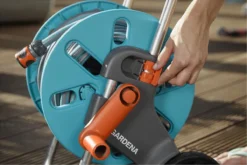 GARDENA - AquaRoll CleverRoll S Set Slangenwagen - Incl. 20 M Slang - Maximaal 40 M Opbergcapaciteit -RHRQuality winkel 1200x800 17