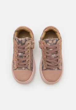 Friboo Sneakers Laag - Light Pink -RHRQuality winkel 41c074c2b011408aad6ea55f2680630d scaled